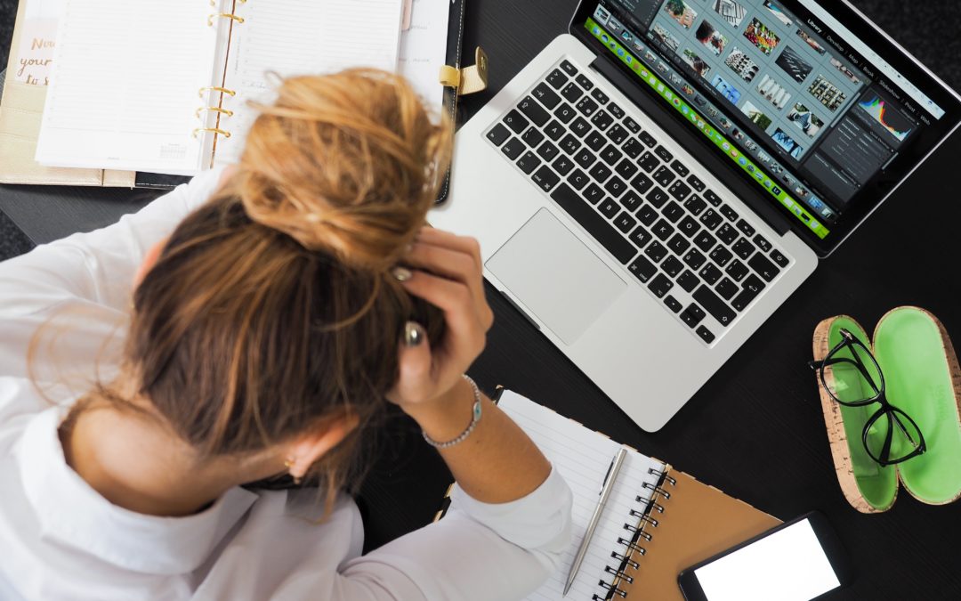Les signes d&rsquo;alerte qu&rsquo;une salariée est proche du burnout : ce que les employeurs doivent repérer